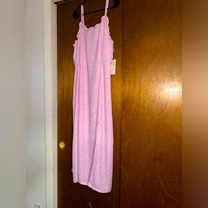 Brand new with tags cute & flirty summer dress! PET & SMOKE FREE HOME!